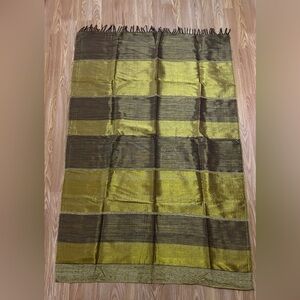 MOROCCAN CACTUS SILK HAND WOVEN THROW NEW